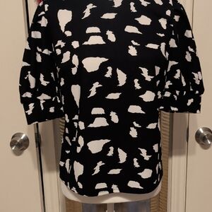 MELLODAY Black and White Abstract Short Sleeve Top